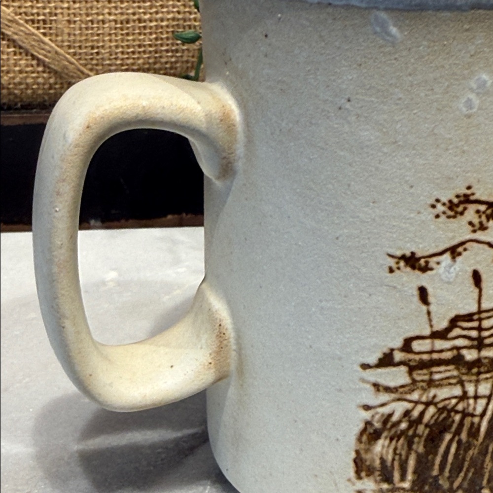Dunoon Rabbit Design Mug - Picture 5 of 9